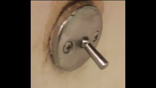 How to fix a Stuck Bathtub Drain [upl. by Harte795]