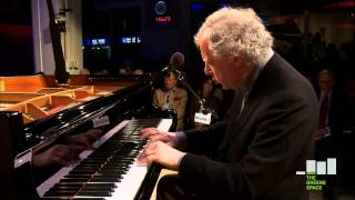 András Schiff Plays Bach Chromatic Fantasy and Fugue in D Minor BWV 903 [upl. by Sivartal]