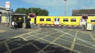 Birkdale Level Crossing [upl. by Nnayt]